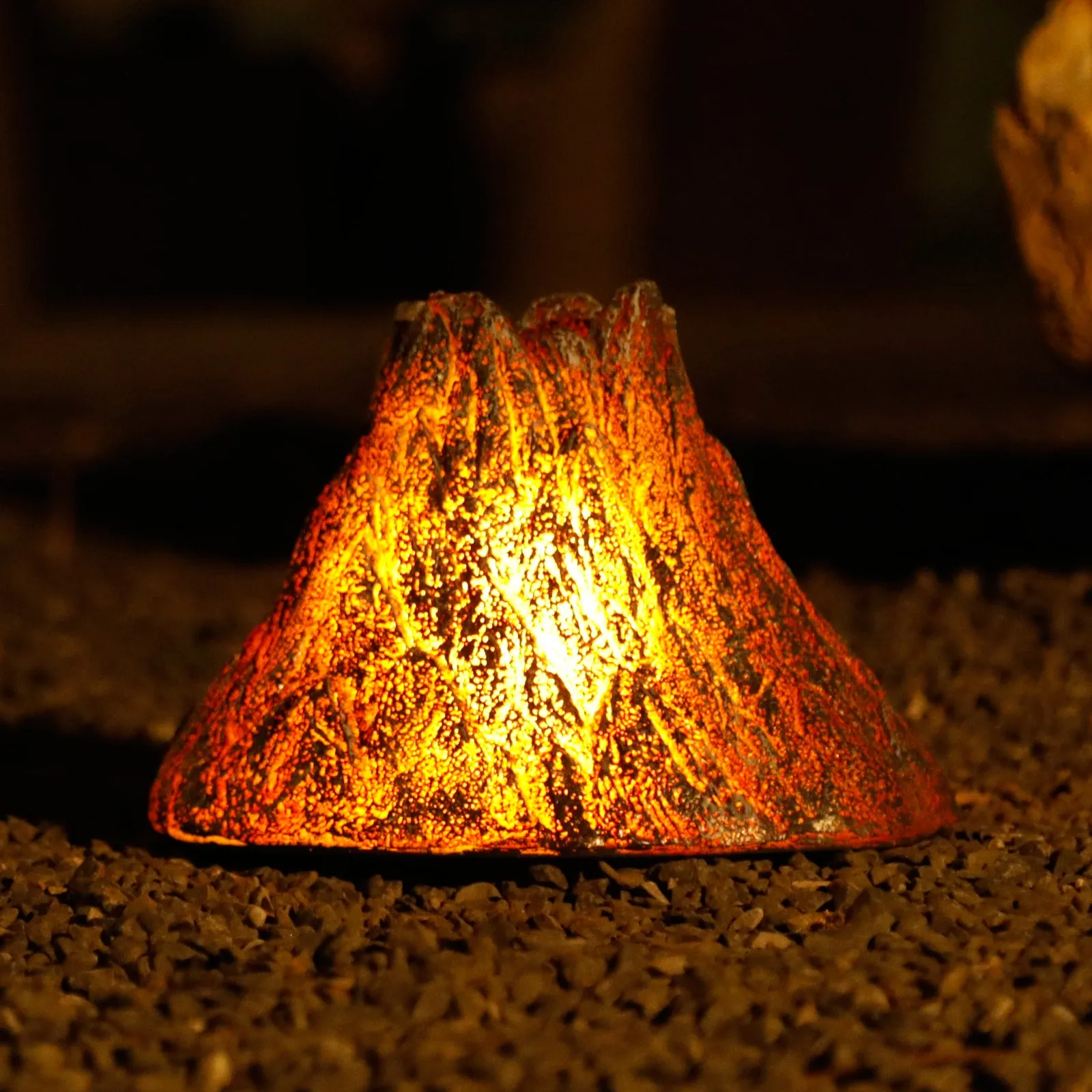 Classic Volcano Lantern Solar Lights With Flickering Flames, Waterproof Landscape Light