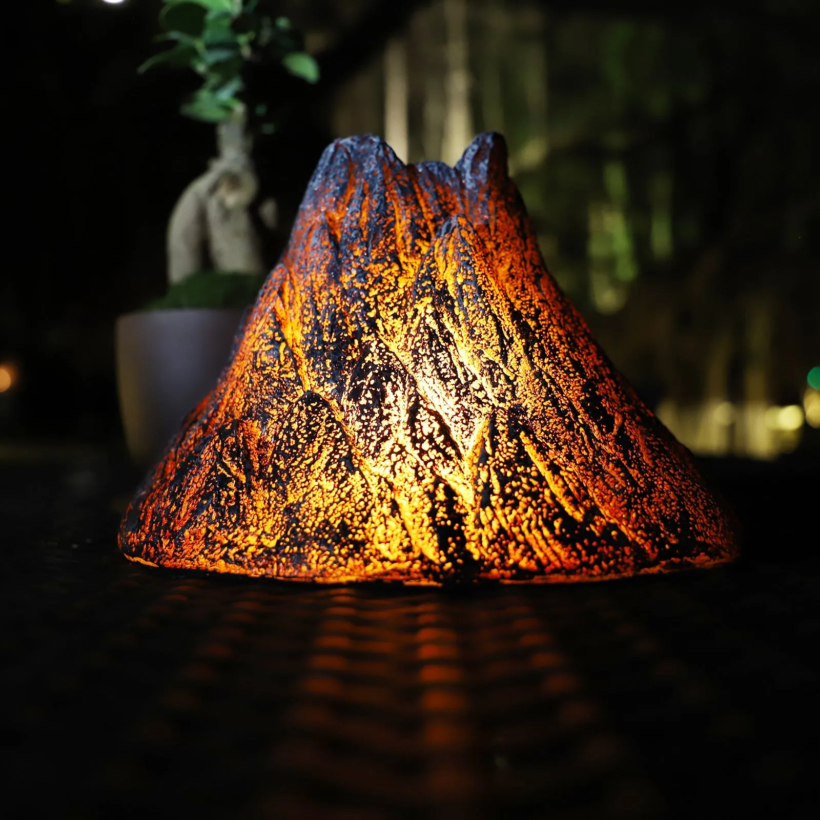 Classic Volcano Lantern Solar Lights With Flickering Flames, Waterproof Landscape Light
