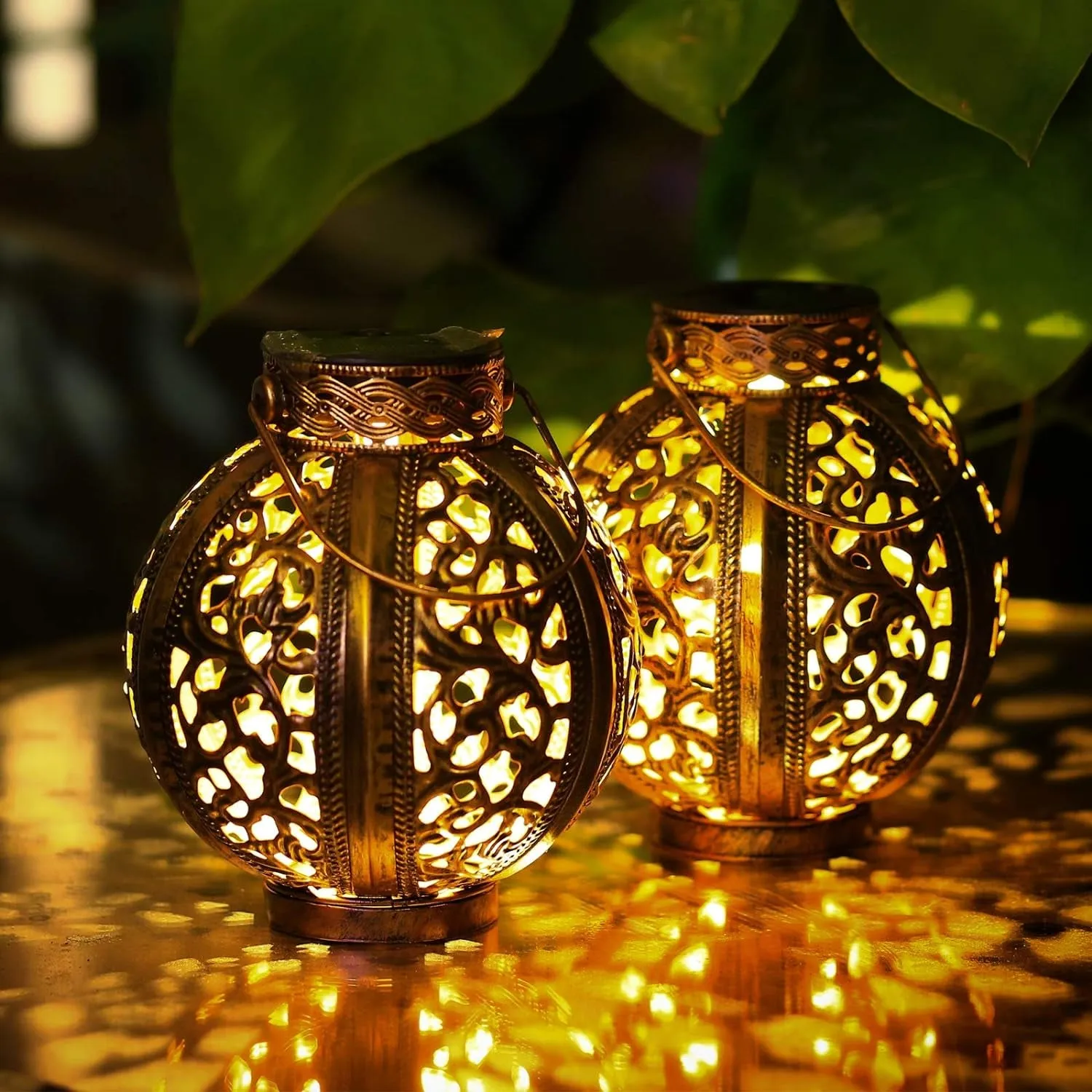 Solar Lanterns Outdoor Waterproof Solar Lights Outdoor Hanging Solar Lanterns 2 Pack for Garden Decor