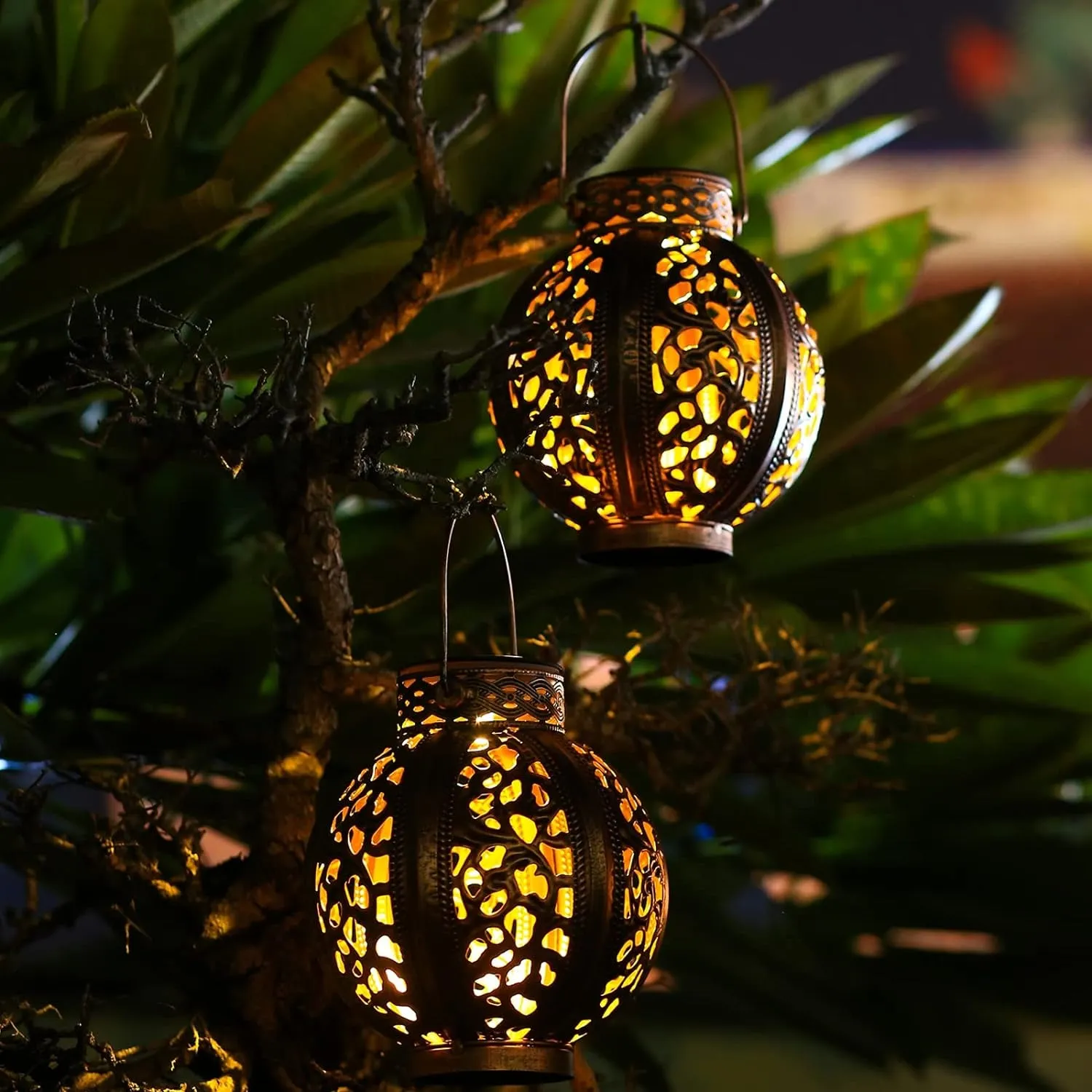 Solar Lanterns Outdoor Waterproof Solar Lights Outdoor Hanging Solar Lanterns 2 Pack for Garden Decor